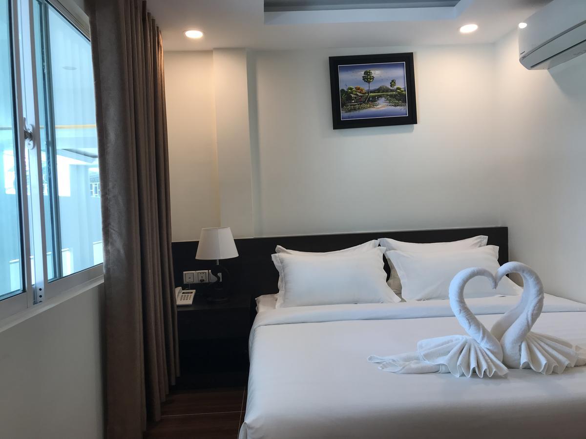 Apple Hotel Two - Near Phnom Penh Airport Exterior photo