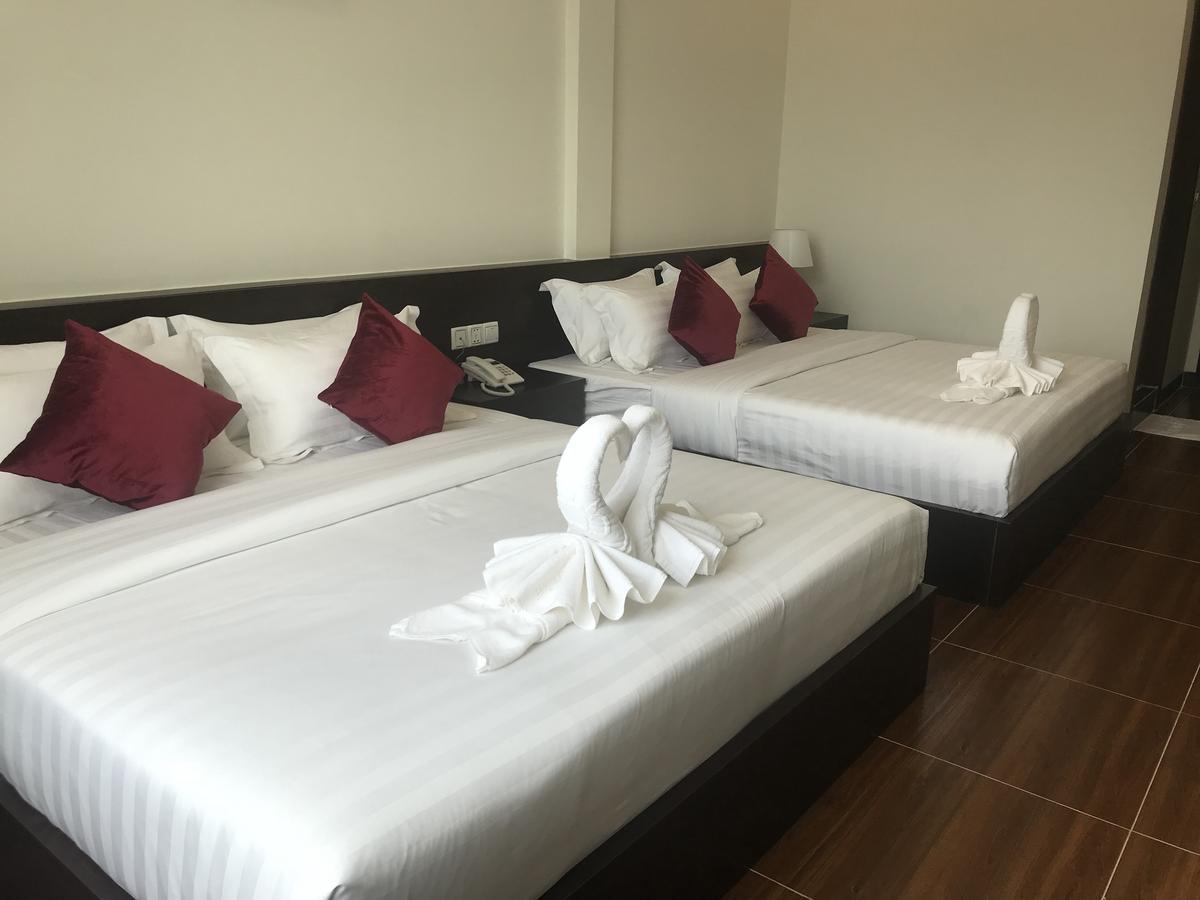 Apple Hotel Two - Near Phnom Penh Airport Exterior photo