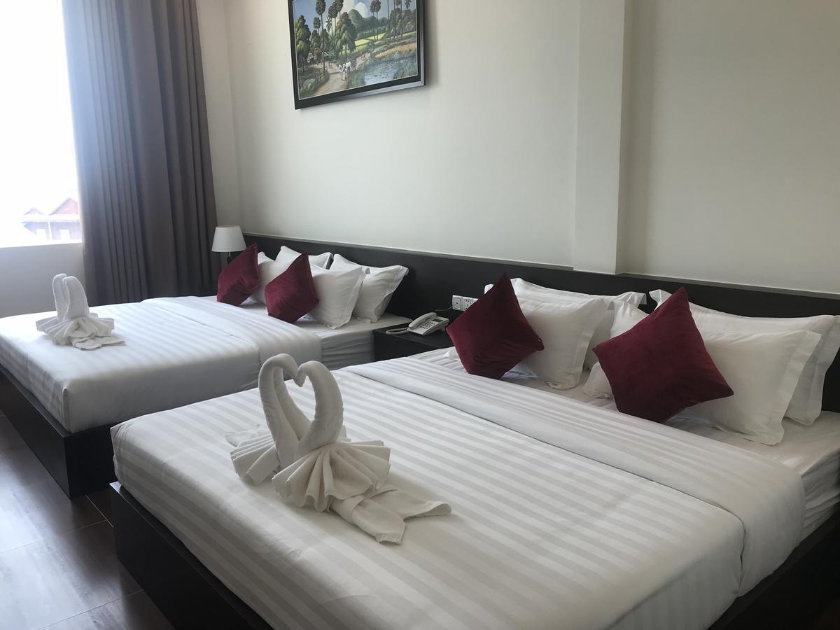 Apple Hotel Two - Near Phnom Penh Airport Exterior photo