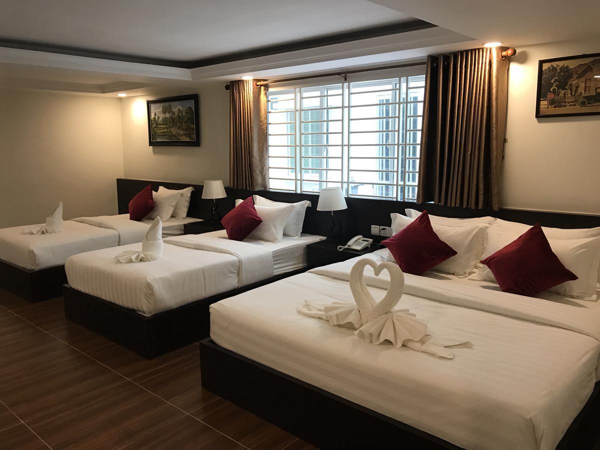 Apple Hotel Two - Near Phnom Penh Airport Exterior photo
